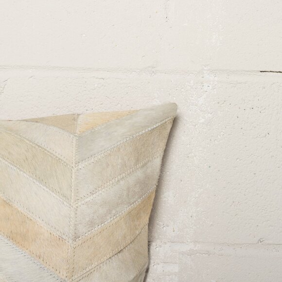 Natural Home Decor Torino Chevron Cowhide Pillow | 2-Piece | Natural | 18"x18" - Picture 4 of 4